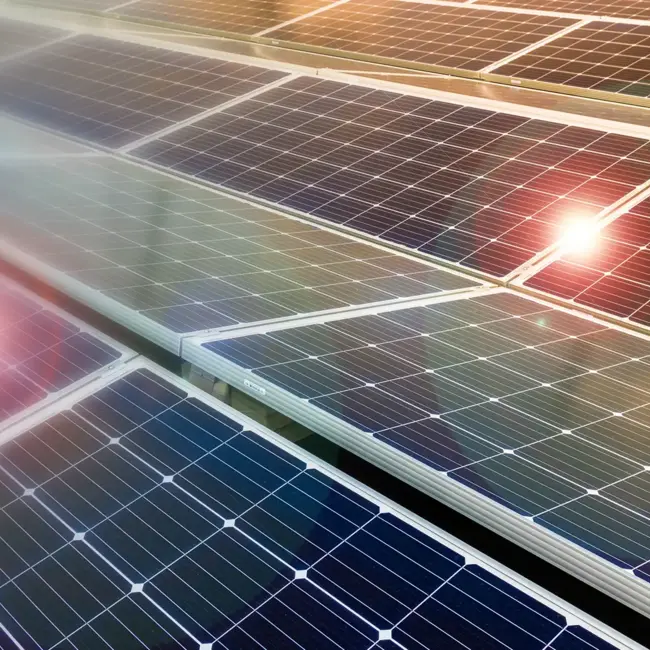 Solarfeld im Sonnlicht